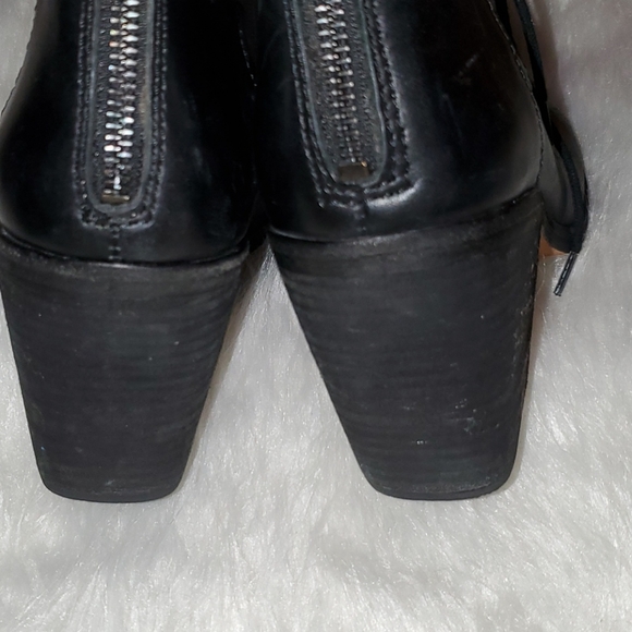 Modern Vintage Size 39.5 Black Leather ⚫Boots - Picture 6 of 9